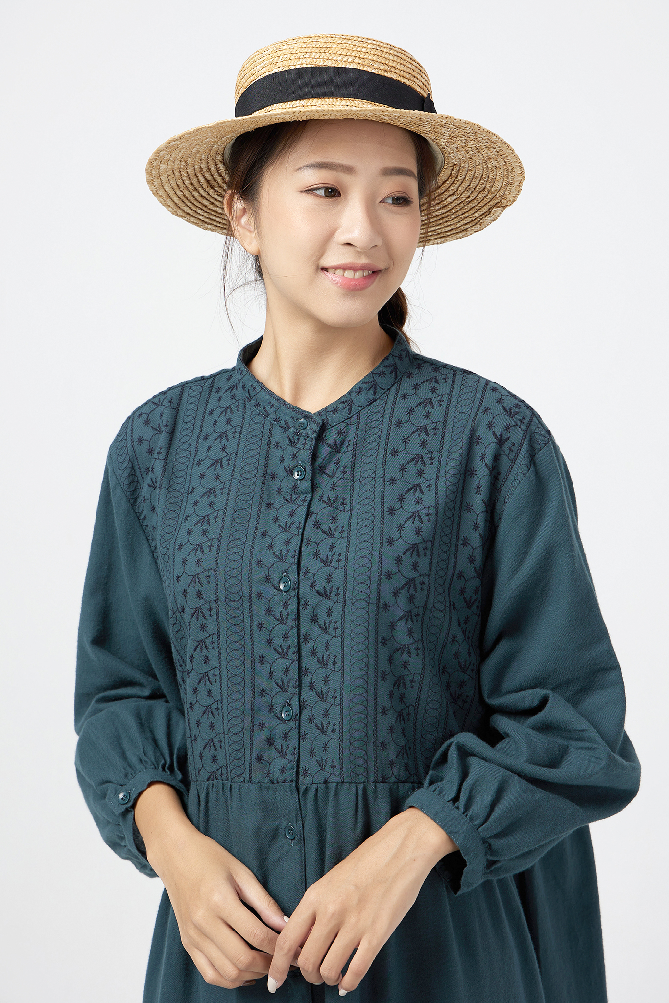 彰化女裝拍攝棉麻服飾網路服飾店台中網拍攝影網路行銷公司 - 台中專業攝影服務