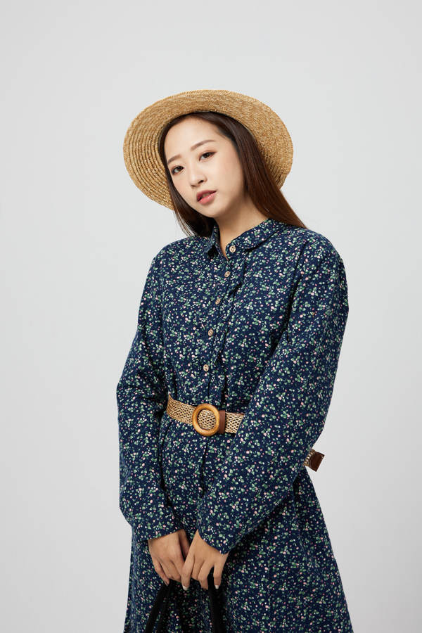 台中棉麻女裝拍攝｜森林系女孩服裝白底拍照