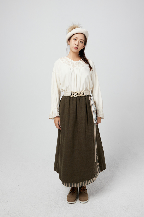 台中棉麻女裝拍攝｜森林系女孩服裝白底拍照